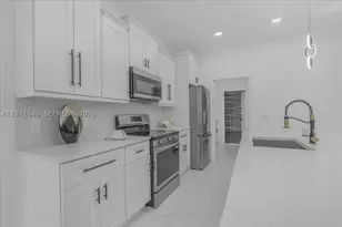 1201 Johns, Cape Coral, FL 33909 - Photo 21