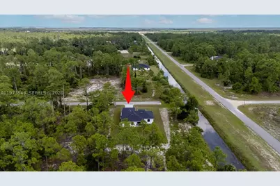 1201 Johns, Cape Coral, FL 33909 - Photo 63