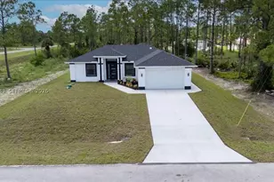 1201 Johns, Cape Coral, FL 33909 - Photo 5