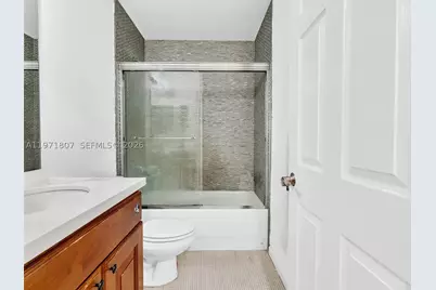 21 SE 3rd, Hallandale Beach, FL 33009 - Photo 17