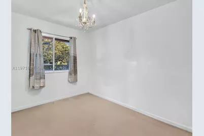 21 SE 3rd, Hallandale Beach, FL 33009 - Photo 21