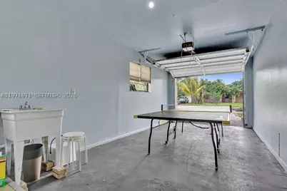 208 SW 2nd, Hallandale Beach, FL 33009 - Photo 19