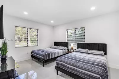 348 NE 117th, Miami, FL 33161 - Photo 29