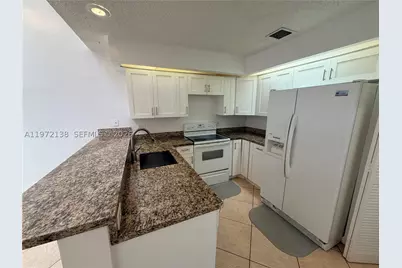 1818 Racquet, North Lauderdale, FL 33068 - Photo 3