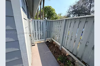 1818 Racquet, North Lauderdale, FL 33068 - Photo 17