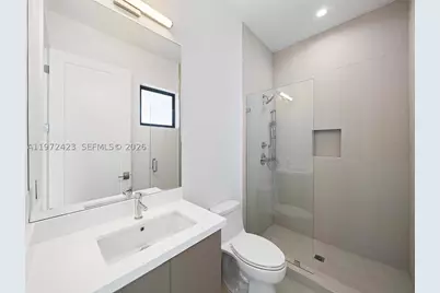 5718 Ashwood Cir W, Hollywood, FL 33312 - Photo 85
