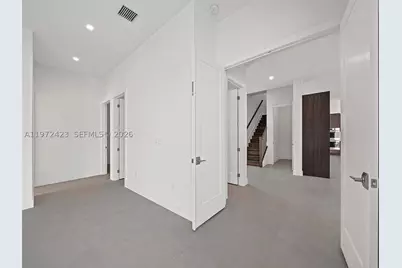 5718 Ashwood Cir W, Hollywood, FL 33312 - Photo 53
