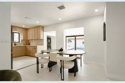 1221 Biarritz, Miami Beach, FL 33141 - Photo 15