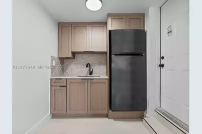 1221 Biarritz, Miami Beach, FL 33141 - Photo 47
