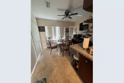 5724 S Bayberry, Tamarac, FL 33319 - Photo 9