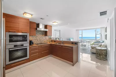 6801 Collins #LPH06 Doorlph14, Miami Beach, FL 33141 - Photo 3