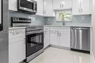 811 S Hollybrook, Pembroke Pines, FL 33025 - Photo 19