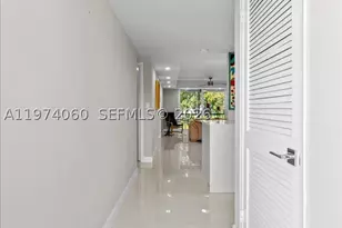 811 S Hollybrook, Pembroke Pines, FL 33025 - Photo 13
