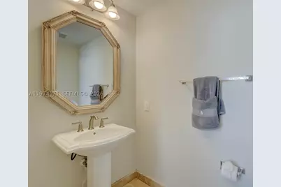 2039 Oceanwalk #401, Lauderdale by the Sea, FL 33062 - Photo 7