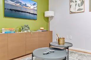 398 NE 5th, Miami, FL 33132 - Photo 15