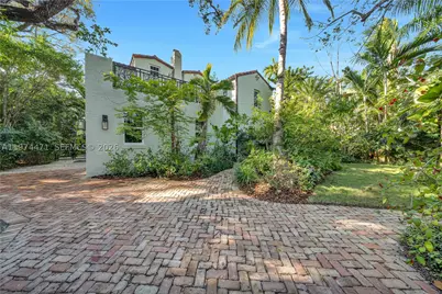 1720 Espanola, Miami, FL 33133 - Photo 5