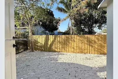 101 NW 68th, Miami, FL 33150 - Photo 5