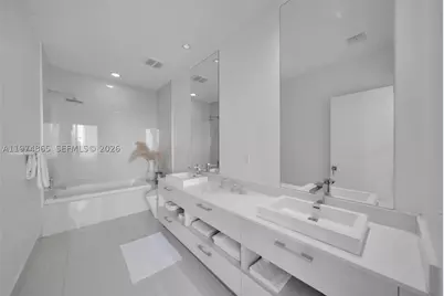 55 SW 9th #4406, Miami, FL 33130 - Photo 25