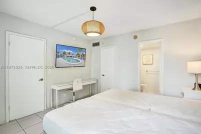 450 Paradise Isle #204, Hallandale Beach, FL 33009 - Photo 21