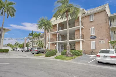 450 Paradise Isle #204, Hallandale Beach, FL 33009 - Photo 35