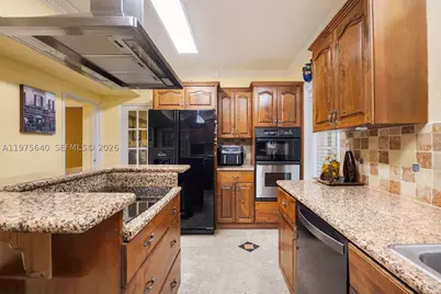 1645 S Bayshore, Coconut Grove, FL 33133 - Photo 17