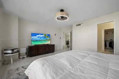 19101 NE 36th #1407, Aventura, FL 33180 - Photo 15