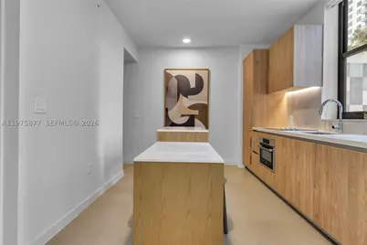 11 NE 6th #407, Miami, FL 33132 - Photo 7