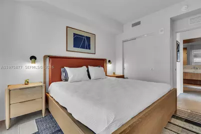 11 NE 6th #407, Miami, FL 33132 - Photo 11