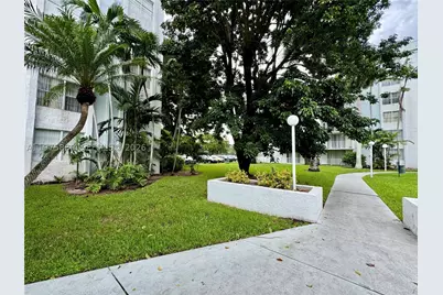 484 NW 165th St #A-411, Miami, FL 33169 - Photo 17