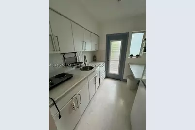 761 Euclid #12B, Miami Beach, FL 33139 - Photo 1