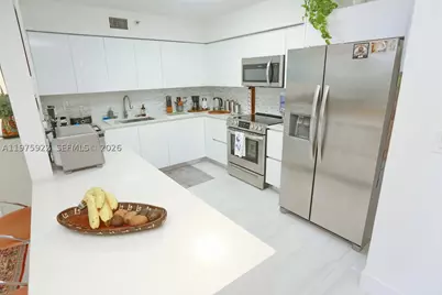 3530 Mystic Pointe #2807, Aventura, FL 33180 - Photo 27