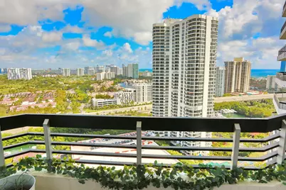 3530 Mystic Pointe #2807, Aventura, FL 33180 - Photo 11