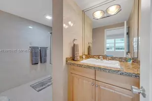 999 Brickell Bay, Miami, FL 33131 - Photo 7