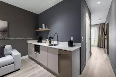 229 SW 9th #705, Miami, FL 33130 - Photo 5