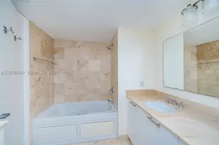 1800 N Bayshore, Miami, FL 33132 - Photo 17