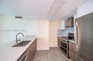 1800 N Bayshore, Miami, FL 33132 - Photo 9