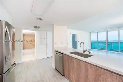 1800 N Bayshore #2503, Miami, FL 33132 - Photo 7