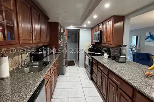 8408 NW 8th, Miami, FL 33126 - Photo 15