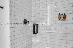 398 NE 5th, Miami, FL 33132 - Photo 33