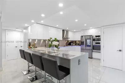 2500 Parkview #1121, Hallandale Beach, FL 33009 - Photo 13