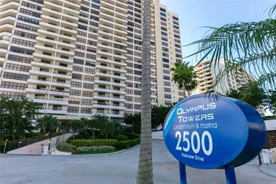2500 Parkview #1121, Hallandale Beach, FL 33009 - Photo 1