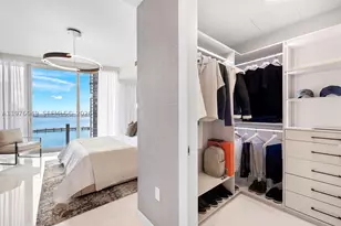300 Biscayne Blvd, Miami, FL 33131 - Photo 15
