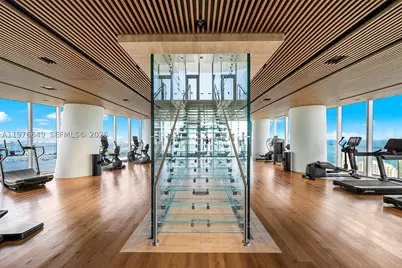 300 Biscayne Blvd #1605, Miami, FL 33131 - Photo 35