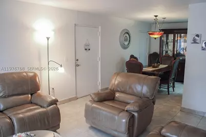 10818 N Kendall #R25, Miami, FL 33176 - Photo 5