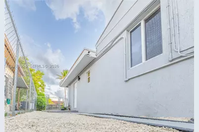 1836 NW 16th, Miami, FL 33125 - Photo 17