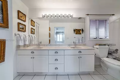 2046 NE 15th, Fort Lauderdale, FL 33304 - Photo 23