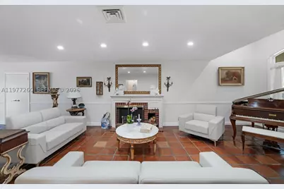 2046 NE 15th, Fort Lauderdale, FL 33304 - Photo 9
