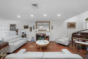 2046 NE 15th, Fort Lauderdale, FL 33304 - Photo 9