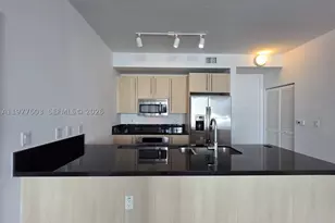 1111 SW 1st, Miami, FL 33130 - Photo 9