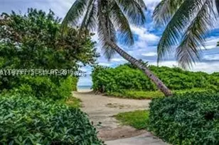 5555 Collins, Miami Beach, FL 33140 - Photo 1